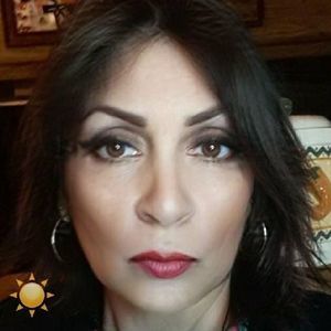 Meet your Posher, Deborah